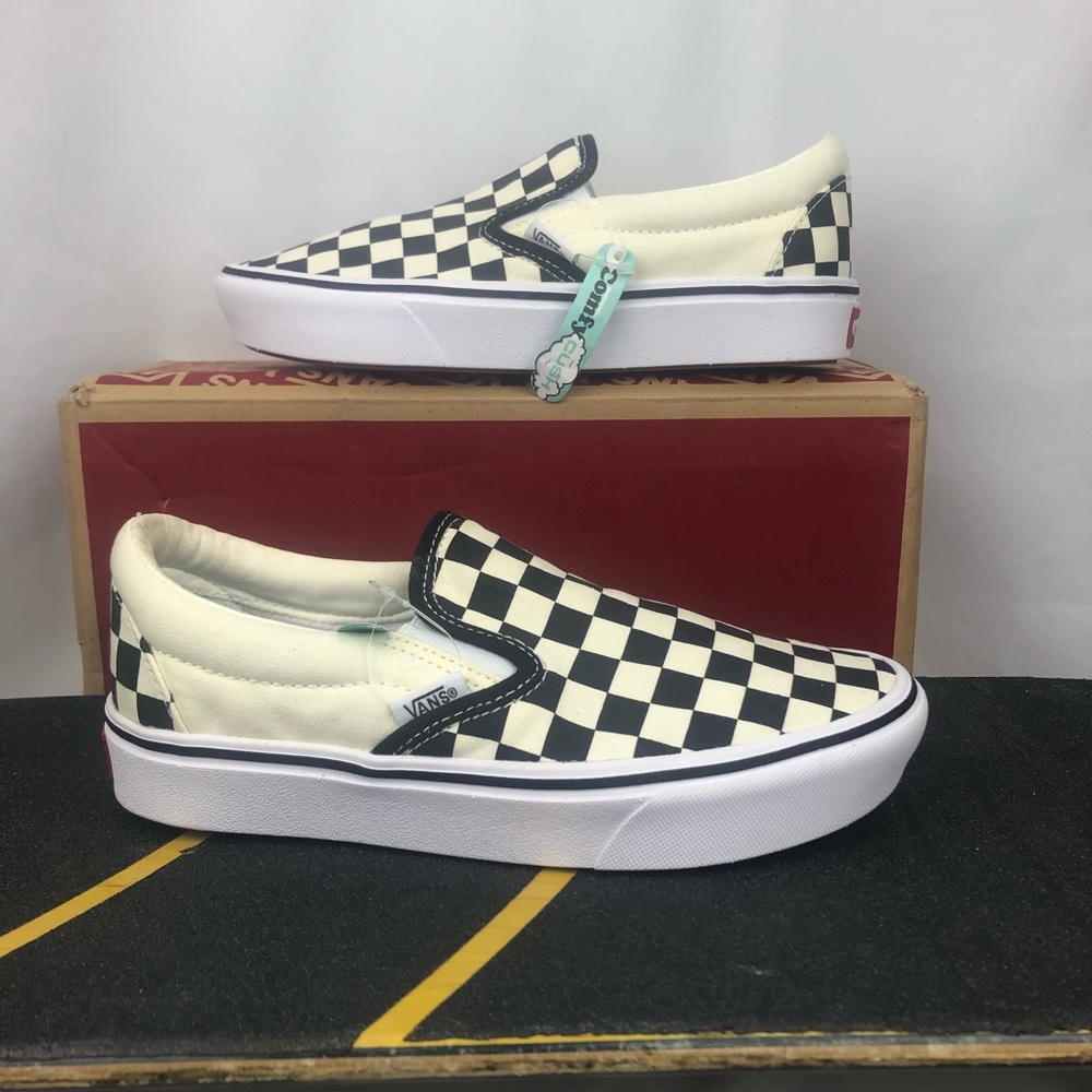 Vans Checkerboard Slip-On ComfyCush